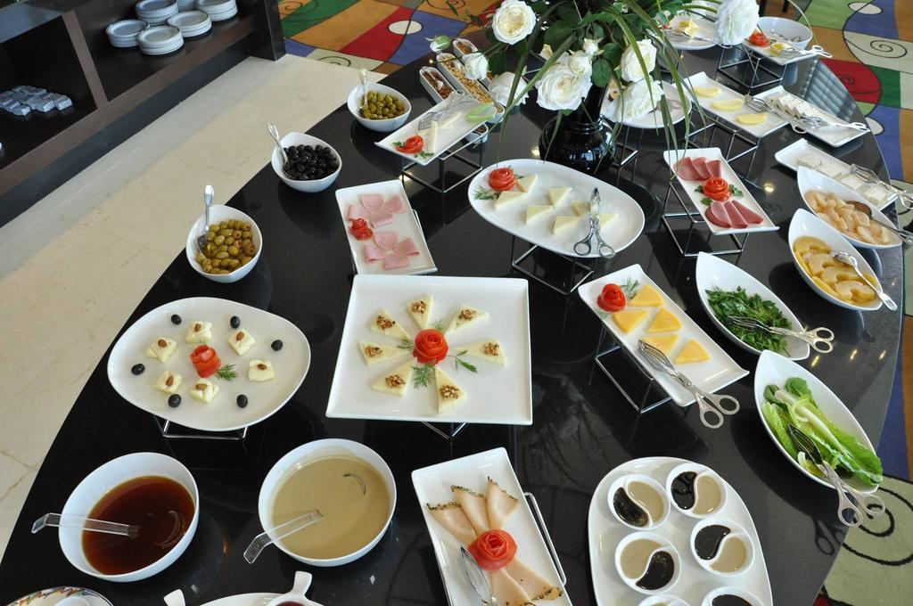 Hotel Grand Swiss アルビール エクステリア 写真
