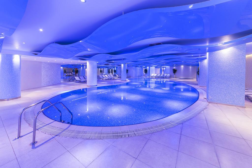 Hotel Grand Swiss アルビール エクステリア 写真