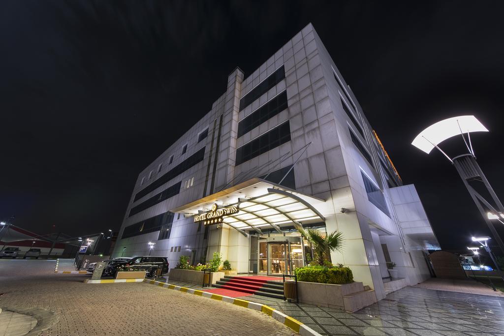 Hotel Grand Swiss アルビール エクステリア 写真